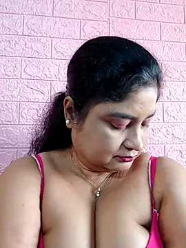 Snapshot of hornyriyanka chatting on November 30, 2:37 am hornyriyanka online show from November 30, 2:37 am