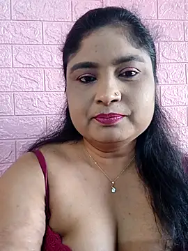 Snapshot of hornyriyanka chatting on December 5, 2:20 am hornyriyanka online show from December 5, 2:20 am