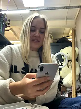 CandyVice online show from October 16, 4:52 pm