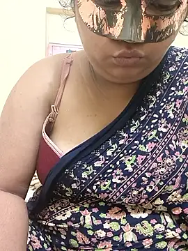 dhanshri143 online show from September 18, 3:41 am