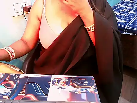 Snapshot of PREETI_BABY chatting on March 28, 3:55 pm PREETI BABY online show from March 28, 3:55 pm