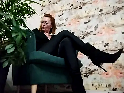 VelvetKarolina online show from October 13, 1:11 pm