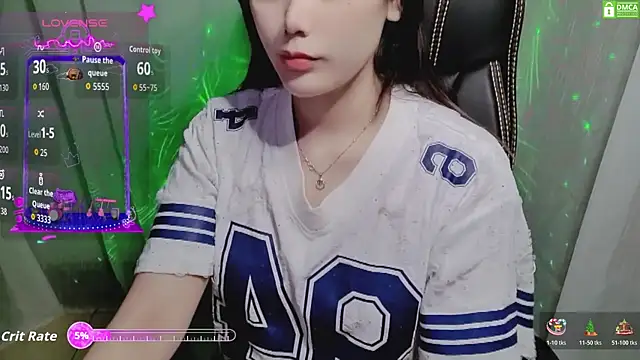 Snapshot of HanaYourlove chatting on November 28, 2:20 pm HanaYourlove online show from November 28, 2:20 pm