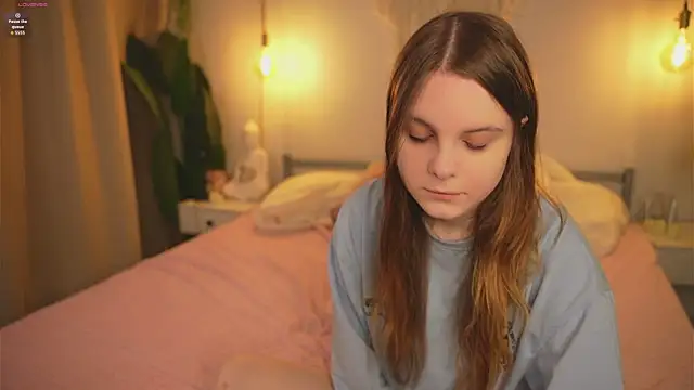 Lu  Lane online show from December 5, 8:23 am