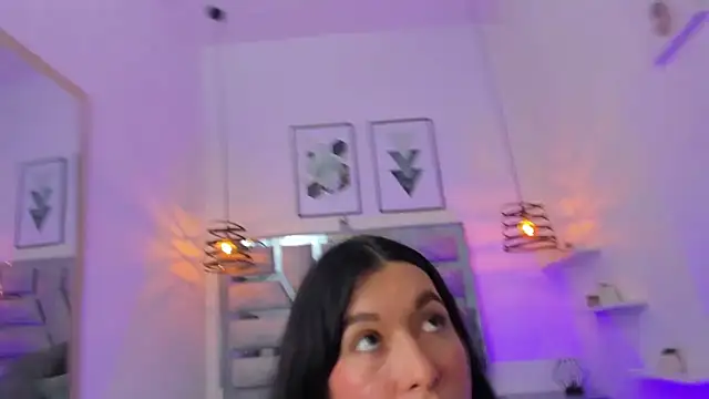 Ambar Cullen online show from November 6, 9:26 pm