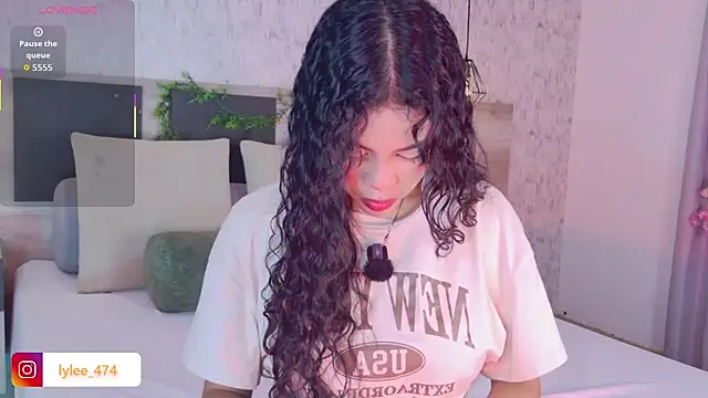 Celine Lee online show from January 7, 3:03 pm