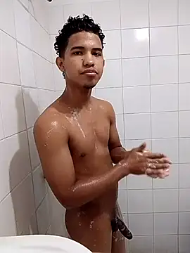 Snapshot of focafixion_0 chatting on February 26, 1:15 am focafixion 0 online show from February 26, 1:15 am