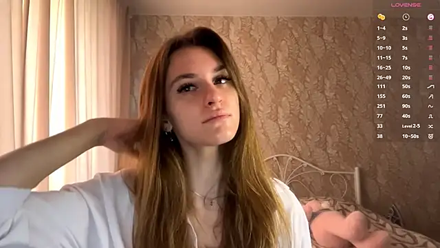 Snapshot of miainheat chatting on September 21, 8:05 am miainheat online show from September 21, 8:05 am