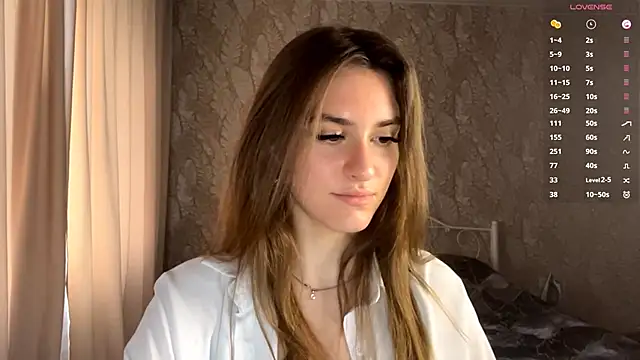 Snapshot of miainheat chatting on October 12, 9:08 am miainheat online show from October 12, 9:08 am