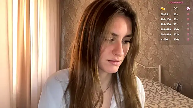 Snapshot of miainheat chatting on October 17, 9:12 am miainheat online show from October 17, 9:12 am