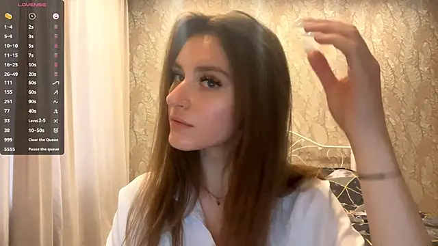 Snapshot of miainheat chatting on November 28, 10:51 am miainheat online show from November 28, 10:51 am