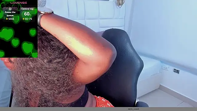 darle volant online show from September 20, 9:49 pm