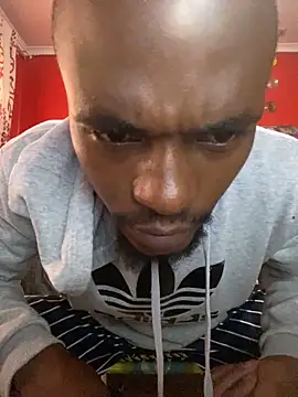 BaggyDirt online show from November 18, 9:47 am