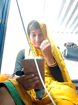 Snapshot of juhijaan2005 chatting on September 23, 4:10 pm juhijaan2005 online show from September 23, 4:10 pm