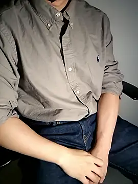 Snapshot of 111owo111 chatting on October 2, 1:40 pm 111owo111 online show from October 2, 1:40 pm