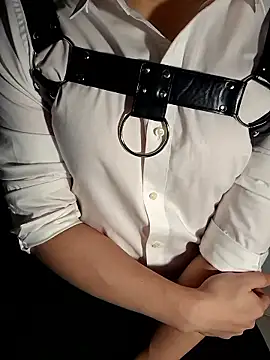 Snapshot of 111owo111 chatting on October 11, 12:04 pm 111owo111 online show from October 11, 12:04 pm