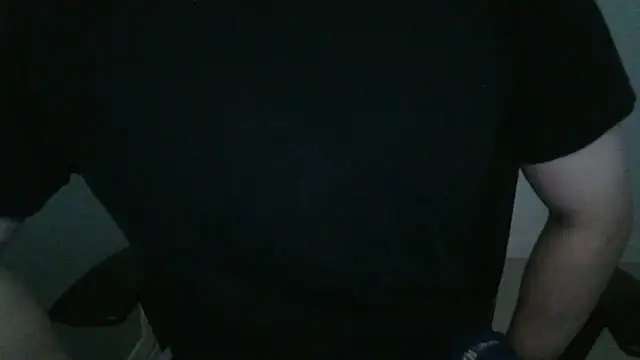 Snapshot of 111owo111 chatting on October 30, 2:07 pm 111owo111 online show from October 30, 2:07 pm