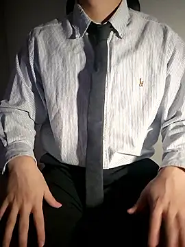 Snapshot of 111owo111 chatting on October 31, 1:12 pm 111owo111 online show from October 31, 1:12 pm