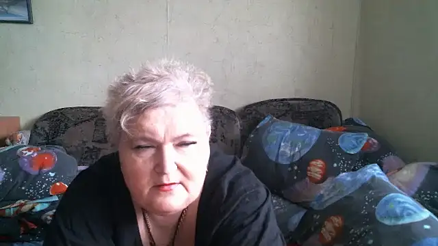 Snapshot of Lana555 chatting on April 21, 7:36 am Lana555 online show from April 21, 7:36 am