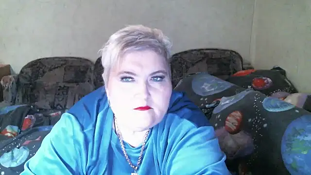 Snapshot of Lana555 chatting on April 22, 7:59 pm Lana555 online show from April 22, 7:59 pm
