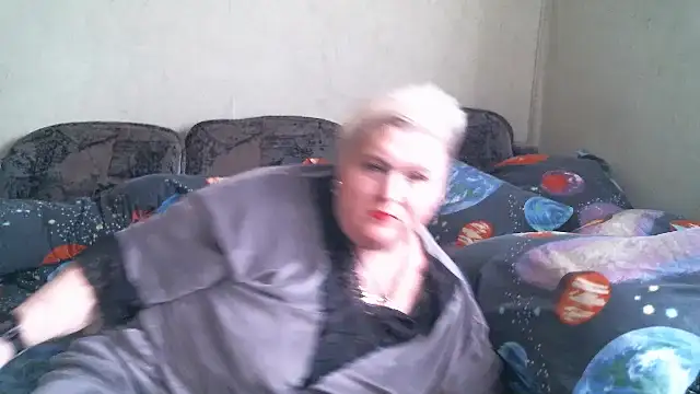 Snapshot of Lana555 chatting on April 28, 2:33 pm Lana555 online show from April 28, 2:33 pm
