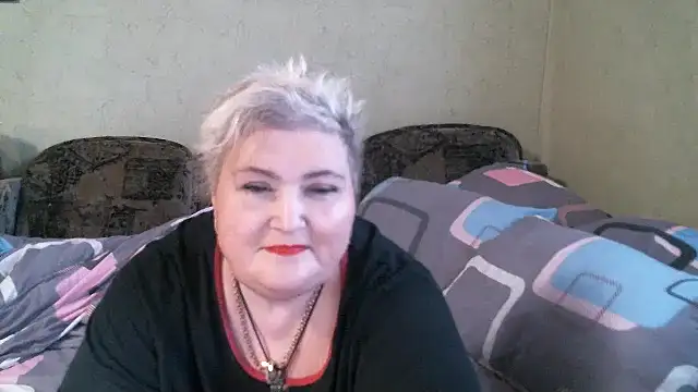 Snapshot of Lana555 chatting on May 11, 4:15 pm Lana555 online show from May 11, 4:15 pm