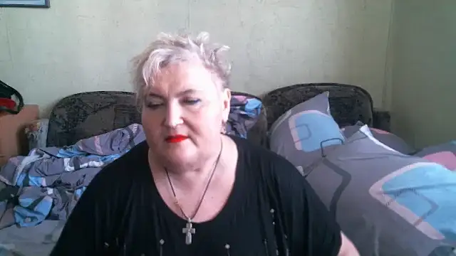 Snapshot of Lana555 chatting on July 18, 8:07 am Lana555 online show from July 18, 8:07 am
