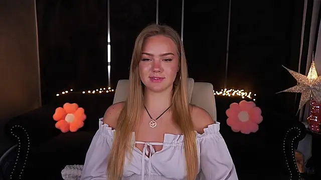CelesteNoir online show from May 25, 5:57 am