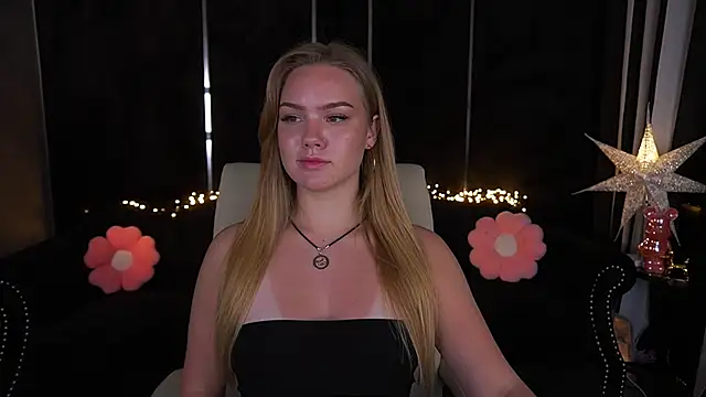 CelesteNoir online show from May 25, 6:03 pm