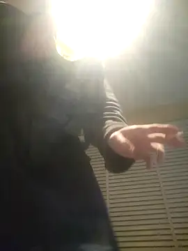 Snapshot of piercingpik chatting on March 8, 2:04 am piercingpik online show from March 8, 2:04 am