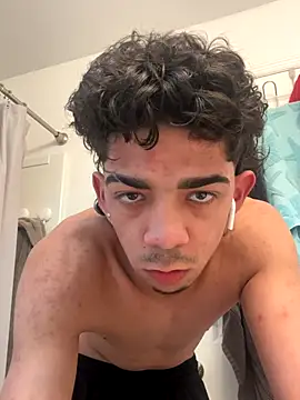 Ryan 12xX online show from December 19, 8:05 pm