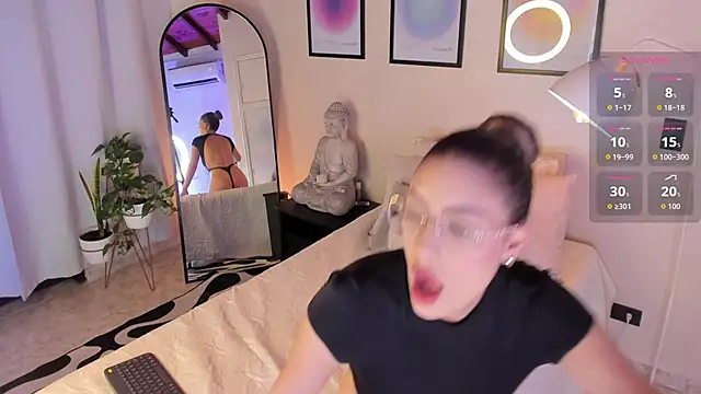 AriaMuse online show from October 16, 7:59 pm