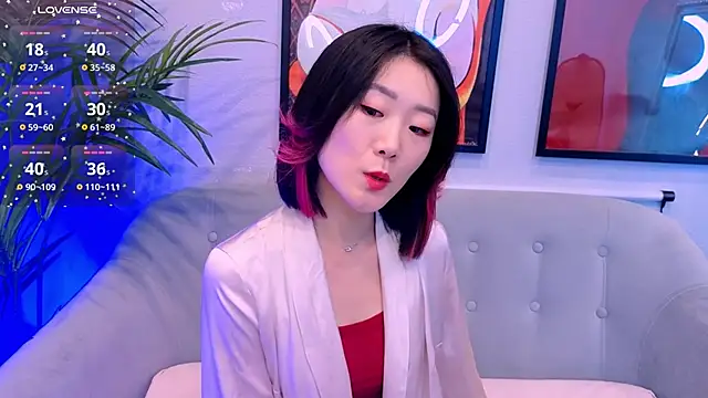 Snapshot of AikoYamada chatting on September 29, 6:18 am AikoYamada online show from September 29, 6:18 am