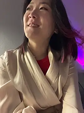 AikoYamada online show from November 8, 6:13 am