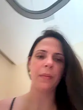 Snapshot of Lady_LauraRose chatting on October 18, 2:40 pm Lady LauraRose online show from October 18, 2:40 pm