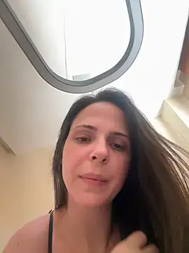 Snapshot of Lady_LauraRose chatting on October 24, 6:48 pm Lady LauraRose online show from October 24, 6:48 pm