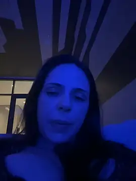 Snapshot of Lady_LauraRose chatting on November 16, 12:27 am Lady LauraRose online show from November 16, 12:27 am