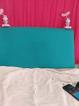 Miss-tetas online show from September 25, 5:05 pm