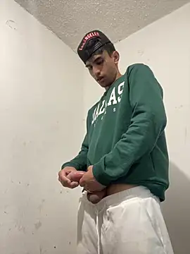 Snapshot of Camachito332 chatting on March 21, 3:59 pm Camachito332 online show from March 21, 3:59 pm