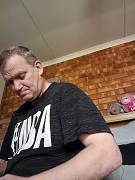 wallacelegend online show from November 20, 6:57 am