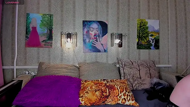 Snapshot of Gerald_and_Kristy chatting on September 22, 11:56 am Gerald and Kristy online show from September 22, 11:56 am