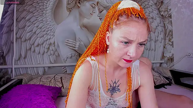 Snapshot of Gerald_and_Kristy chatting on September 30, 9:47 am Gerald and Kristy online show from September 30, 9:47 am