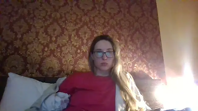 Snapshot of Jugira chatting on October 5, 12:20 am Jugira online show from October 5, 12:20 am