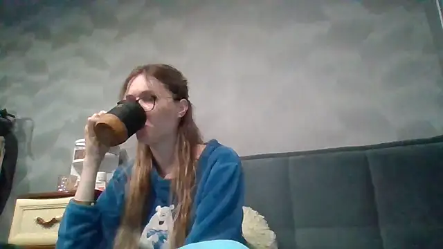 Snapshot of Jugira chatting on November 25, 11:38 pm Jugira online show from November 25, 11:38 pm