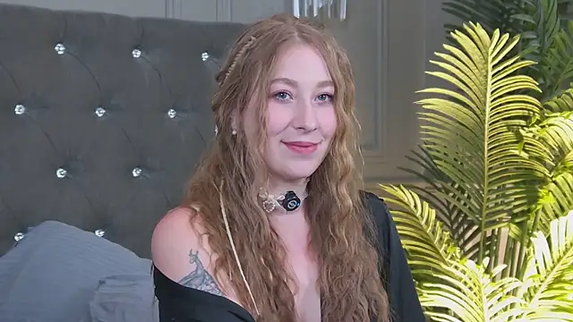 MiaEuphoria  online show from March 16, 5:44 am