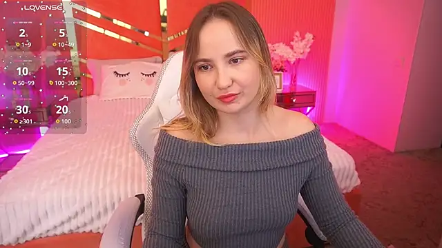 Snapshot of SofieBloom chatting on November 6, 1:17 am SofieBloom online show from November 6, 1:17 am