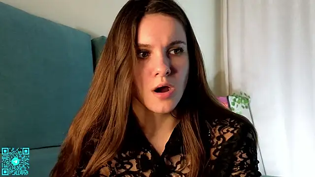 Snapshot of chloemilka chatting on March 23, 5:28 pm chloemilka online show from March 23, 5:28 pm