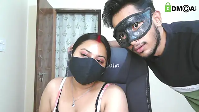 SassyWildCouple online show from May 8, 12:10 pm