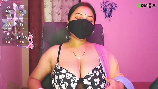 SassyWildCouple online show from July 17, 12:01 pm
