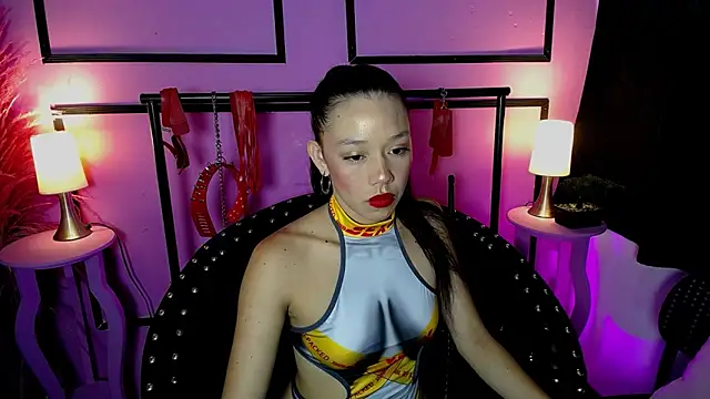 Snapshot of Doll4anall chatting on November 5, 11:54 am Doll4anall online show from November 5, 11:54 am